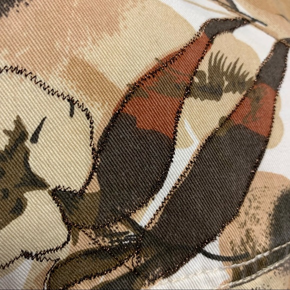 CHICO’s DESIGN FLORAL BEADED  EARTH TONE COLOR JACKET SIZE 1/M8 - Picture 6 of 12